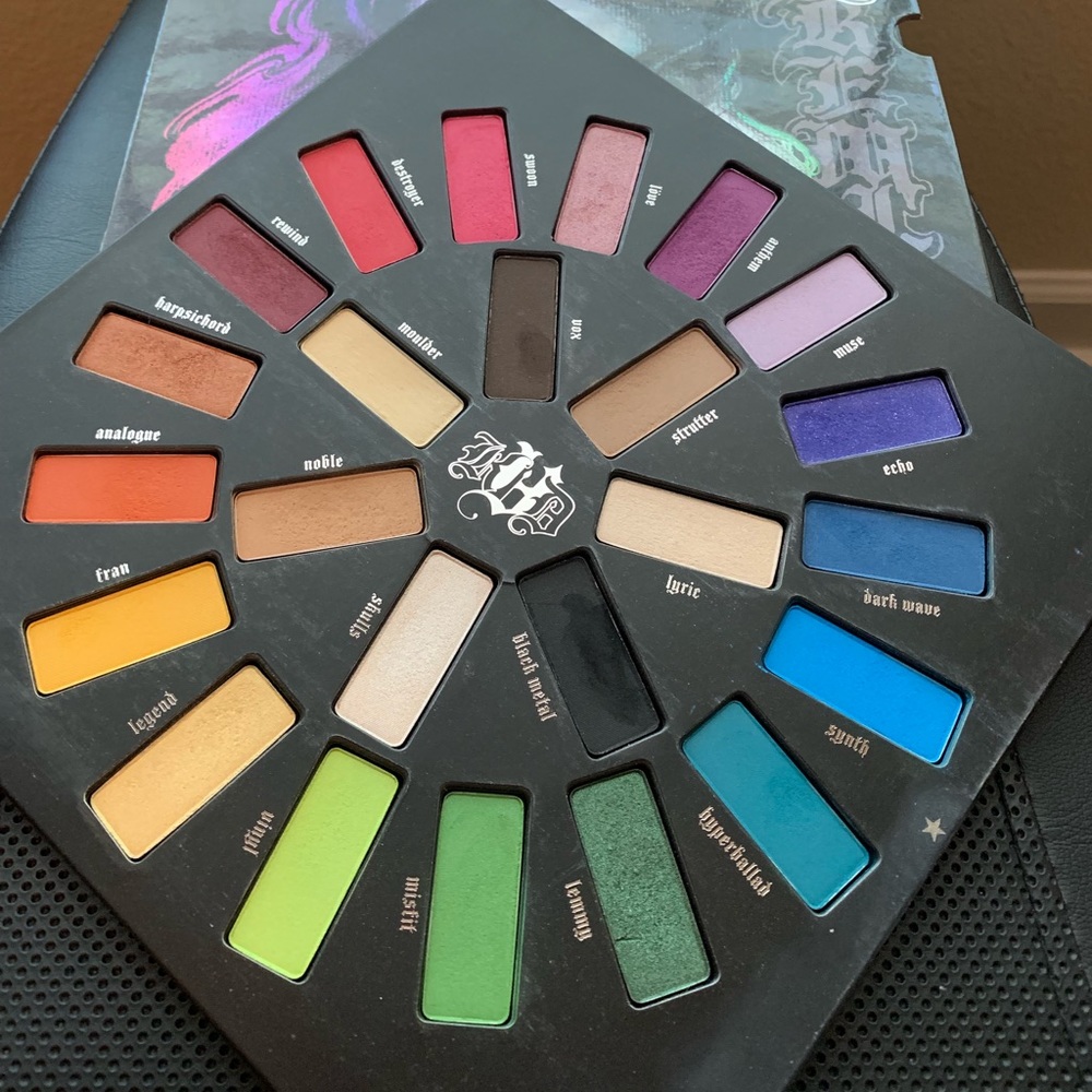 Kat Von D Mi Vida Loca palette